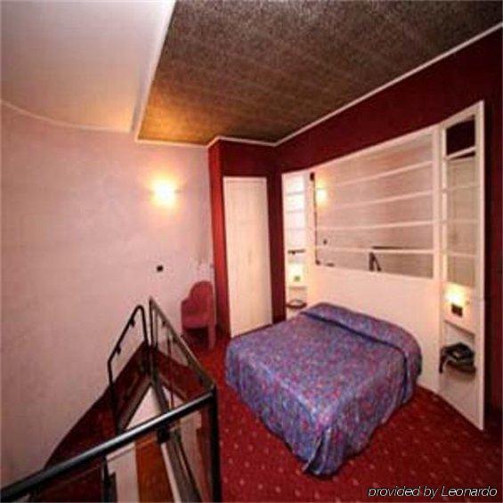 Hotel Amadeus E Teatro Torino Camera foto