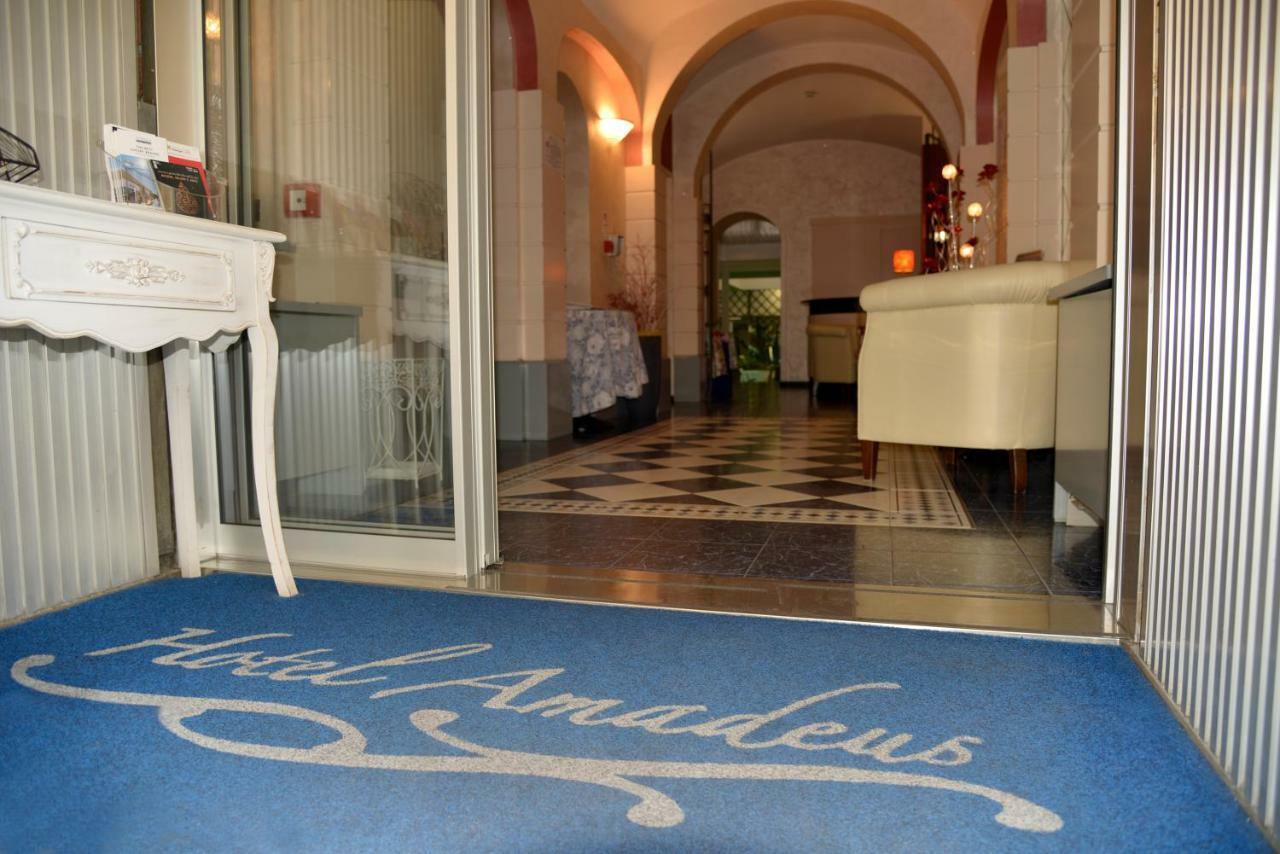 Hotel Amadeus E Teatro Torino Esterno foto